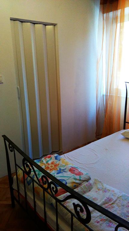 Apartment Filip Врбник Экстерьер фото